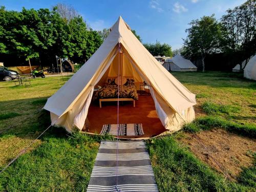 Gallery image of Japanese tent Secret garden glamping in Newark upon Trent
