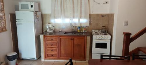 Una cocina o cocineta en Luna Azul
