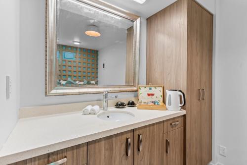Kuchyň nebo kuchyňský kout v ubytování GY BOUTIQUE HOTEL