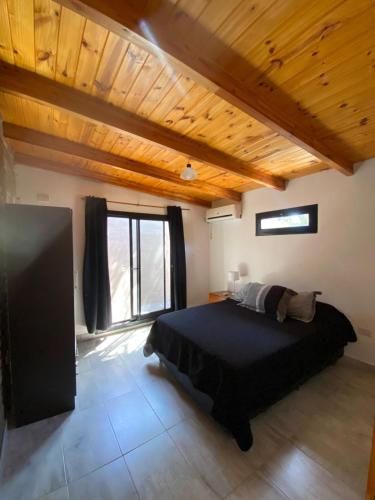 En eller flere senge i et værelse på HOSPES