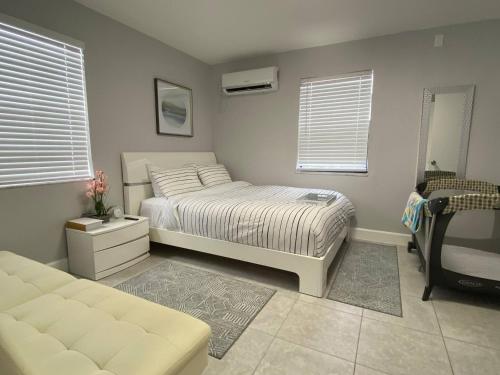 Gallery image of Bens Lavish Mini Luxury Suite in Fort Lauderdale