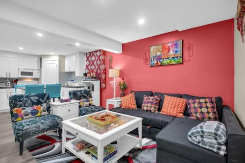 Χώρος καθιστικού στο 240 Spacious Modern Home W Ac