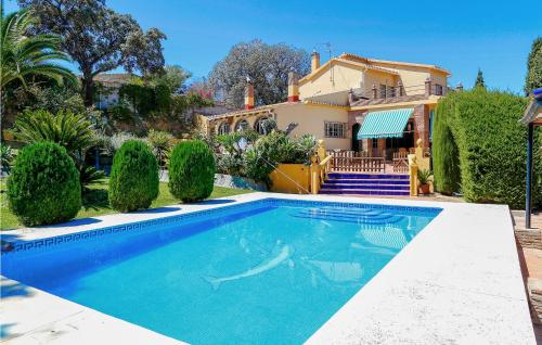 Beautiful Home In Alhaurín De La Torre