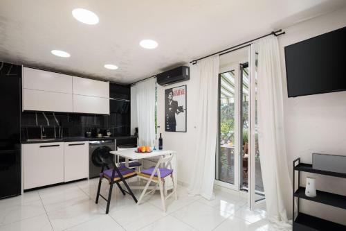 Studio apartment Adrian