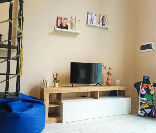 Foto YR Apartments Bocconi- Modern Loft, 3 Min Walk to Duomo Tram 5