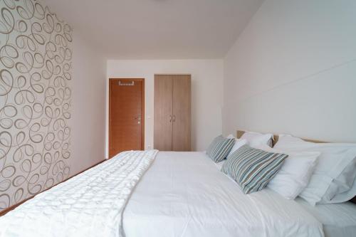 Apartments Valbruna