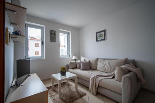 Apartments Valbruna