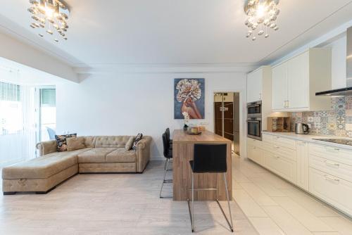 A cozinha ou cozinha compacta de Smile Apartments