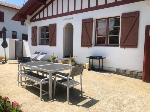 Charmante Maison Basque - 15min à pieds des plages - 6 Personnes