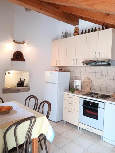 Cucina o angolo cottura di Guest House Lucijo