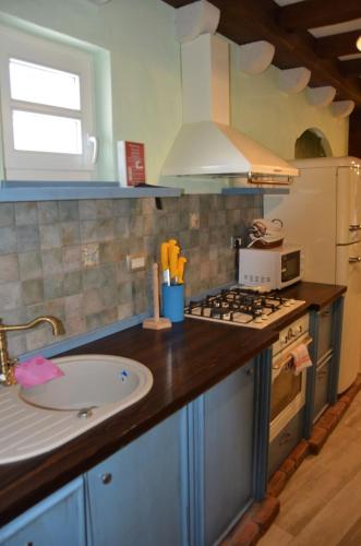 Dapur atau dapur kecil di Ferienhäuser in Makarska