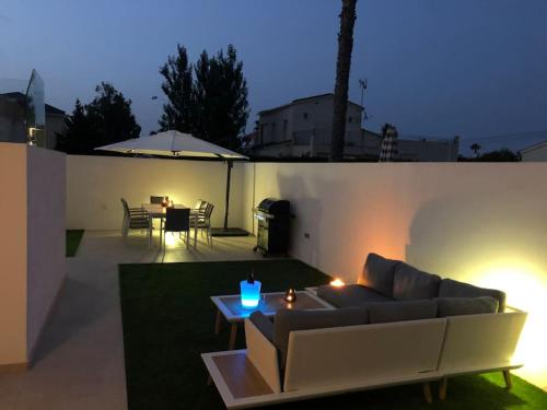 Moderne luksus villa i Torrevieja / Alicante