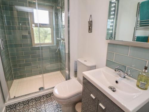 Koupelna v ubytování The Cottage Bradwell