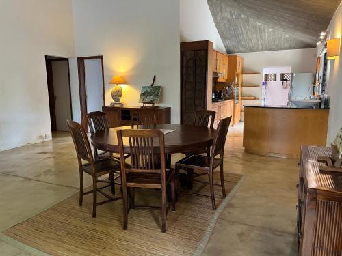 Dapur atau dapur kecil di Tropical Villas - Pointe d'Esny