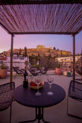 Calliope & Terpsichore by Heloni Apartments
