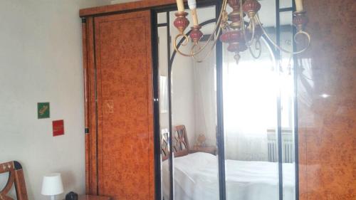 Bathroom sa 2 bedrooms apartement with furnished balcony and wifi at Torviscosa
