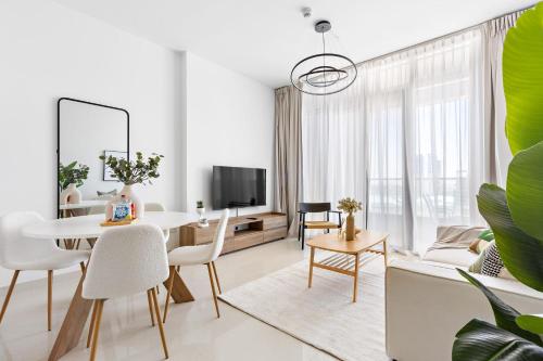 Silkhaus Vacation Homes Modern 1BDR Near Reem Mall