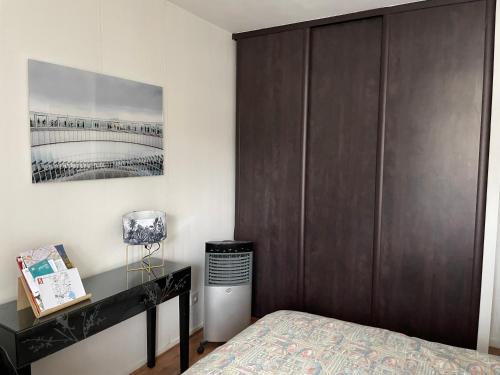 Photo de la galerie de l'établissement Logement de 2 chambres pour 4 personnes, à Annecy