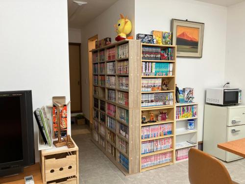 ゲストハウスにある図書室