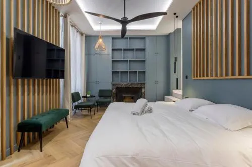 Love Room Balneo Sauna Pierre Corneille ! photo 1