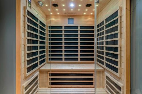 Love Room Balneo Sauna Pierre Corneille ! photo 10