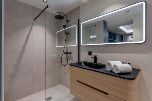 Love Room Balneo Sauna Pierre Corneille ! photo 29