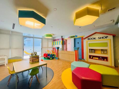 Club pour enfants de l'établissement 10 Luxurious King Suite
