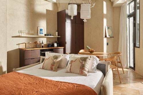 Cosy 1BR with outside space neighboring Le Marais
