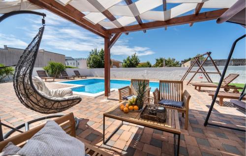 Two-Bedroom Holiday Home In Biograd