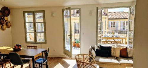 Terrasse - Hyper centre - 2 chambres - Parking gratuit - Calme & lumineux - Arrivée autonome