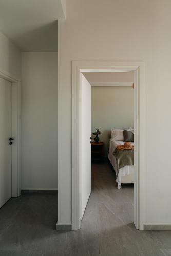 Gallery image of Trizonia Mare Suites in Trizonía