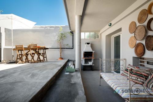 Aguda's Family House