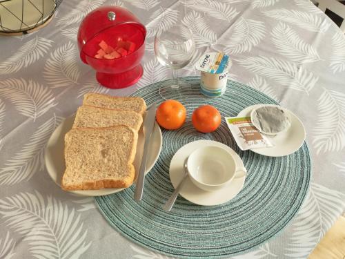 Photo de la galerie de l'établissement Les terrasses de la rivière, à Lamothe-Montravel