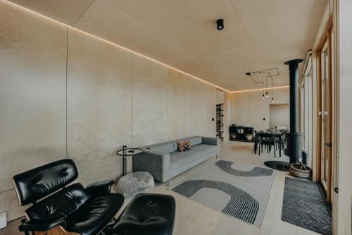 Χώρος καθιστικού στο 58MF - Wi-Fi - Pets OK - EVC - Amazing Views cabin