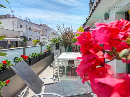 Chic by Hello Homes Sitges