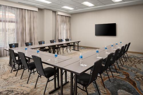 Residence Inn Portland Downtown/RiverPlace Image
