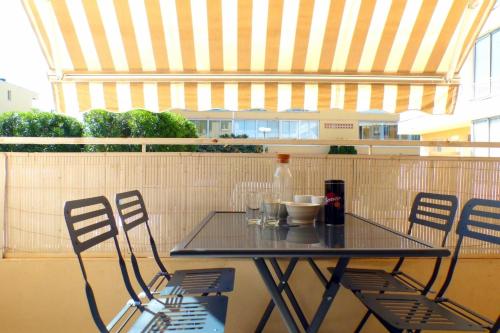 T3 with balcony - near beach