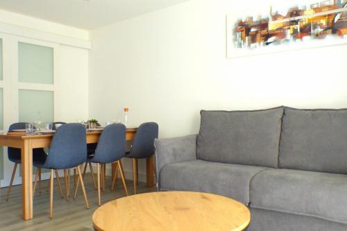 Photo de la galerie de l'établissement T3 with balcony - near beach, à Six-Fours-les-Plages