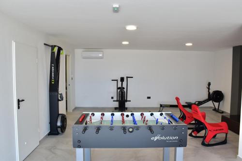 Spectacular villa X with heated pool overlooking Split and sea