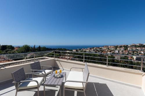 Μπαλκόνι ή βεράντα στο MARLEA sea-view apartments