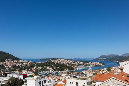MARLEA sea-view apartments