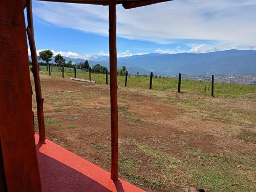Galeriebild der Unterkunft Cabañas y Restaurante Vista Al Paraiso in Paraíso
