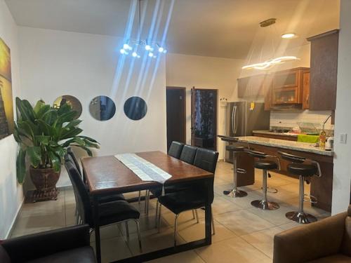 Kuchyň nebo kuchyňský kout v ubytování Salvatierra Home