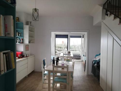 Galeriebild der Unterkunft Holliday home 200m from the beach at White Rocks, Dhermi in Dhërmi