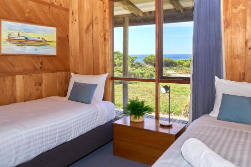 Φωτογραφία από το άλμπουμ του Rustic by the sea ~ a timeless holiday retreat! σε Douglas River