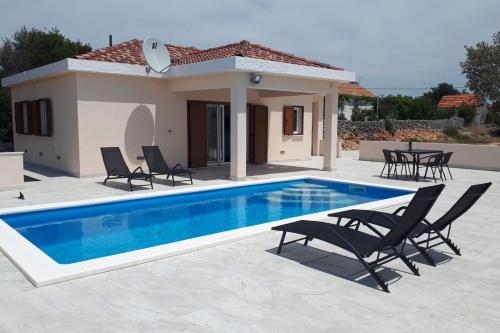 Family friendly house with a swimming pool Sevid, Trogir - 22950