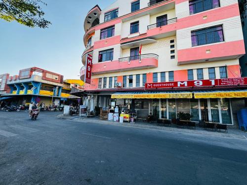 Το κτήριο όπου στεγάζεται  το hostel