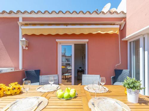 Agradable apartamento con aire acondicionado - 4 pers., cerca de la playa - HISP-288-55