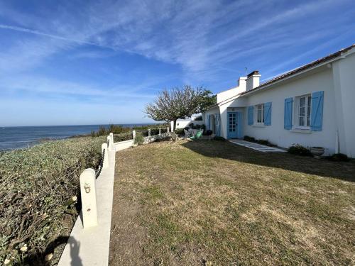 Maison de 5 pièces avec jardin clos et vue sur mer à l'Herbaudière - FR-1-224B-223