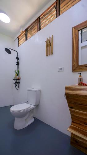 Sip Sunset Hostel and Loungeにあるバスルーム